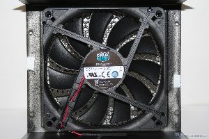 00069COOLERMASTER HYBRID 1050W